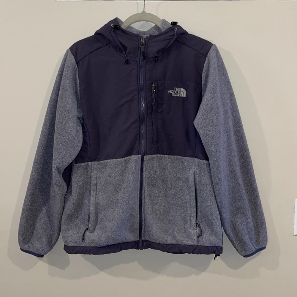 The North Face Women’s Fleece Jacket